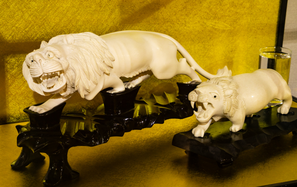 牙彫家・清水信生氏の作品