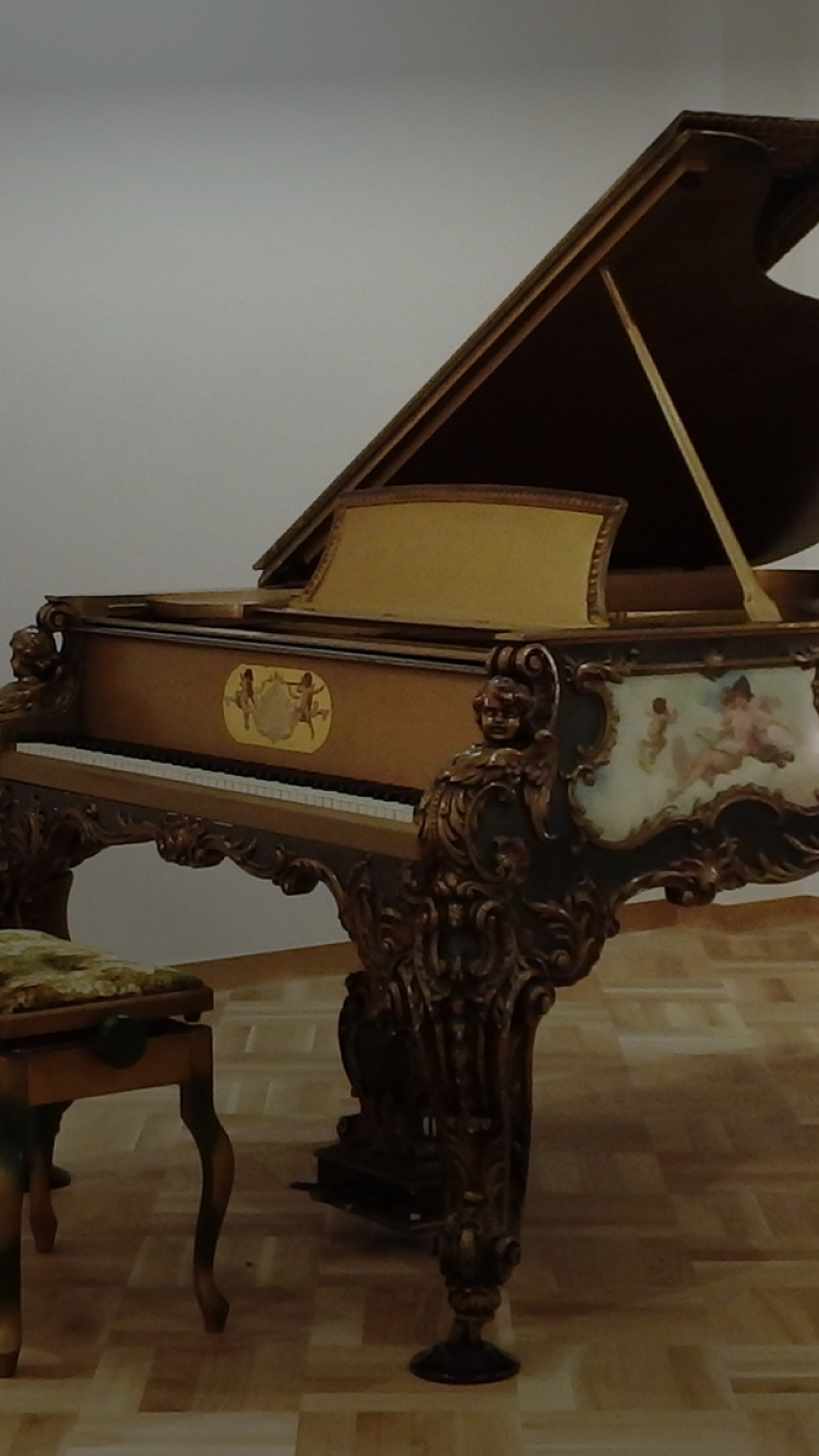 スタインウェイアートピアノ