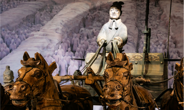 世界最大級の象牙彫刻と出会う、圧巻の美術館